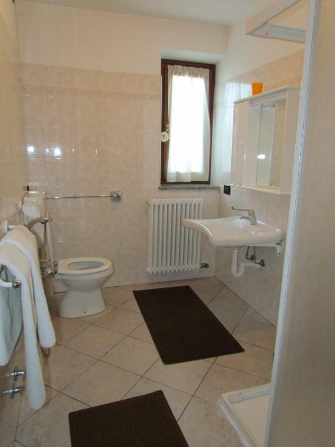 Residence Du Chateau Фенис Екстериор снимка