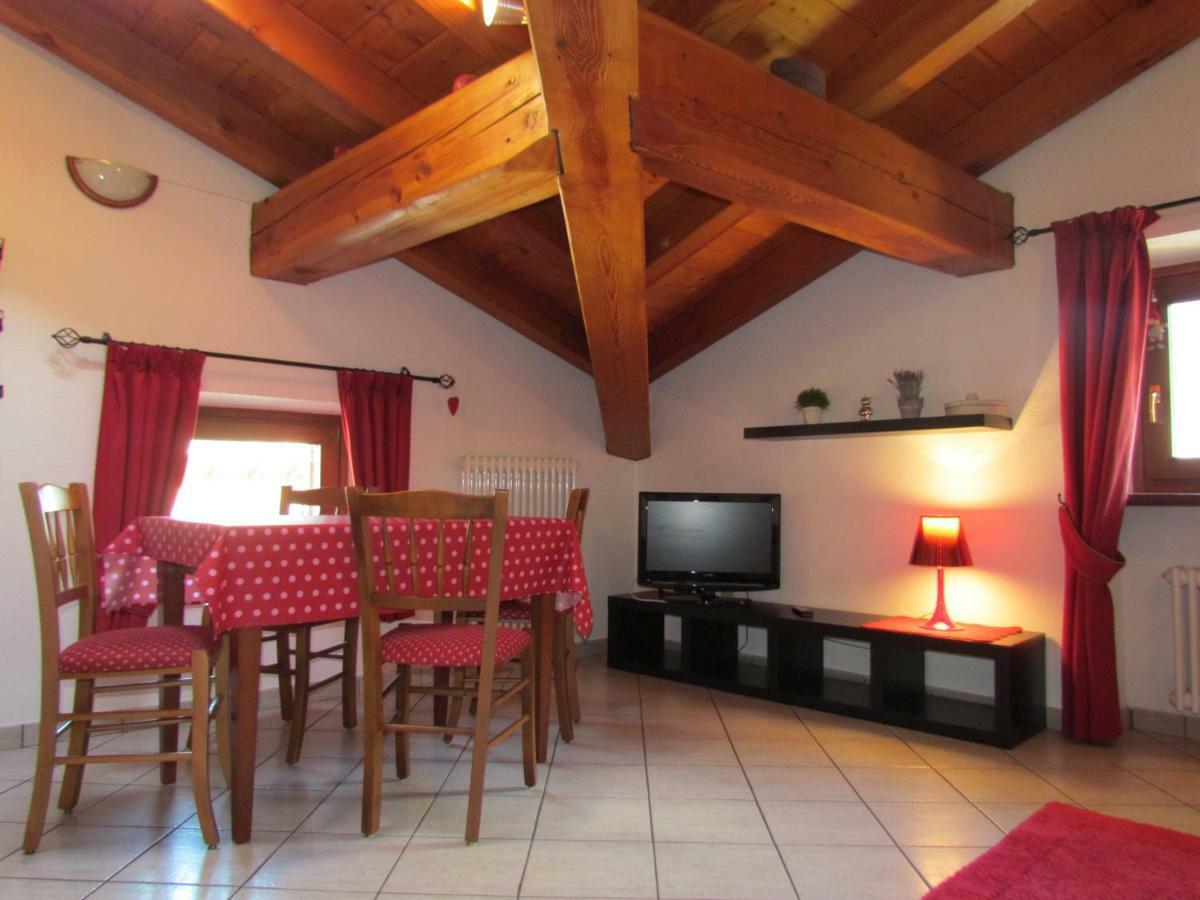 Residence Du Chateau Фенис Екстериор снимка
